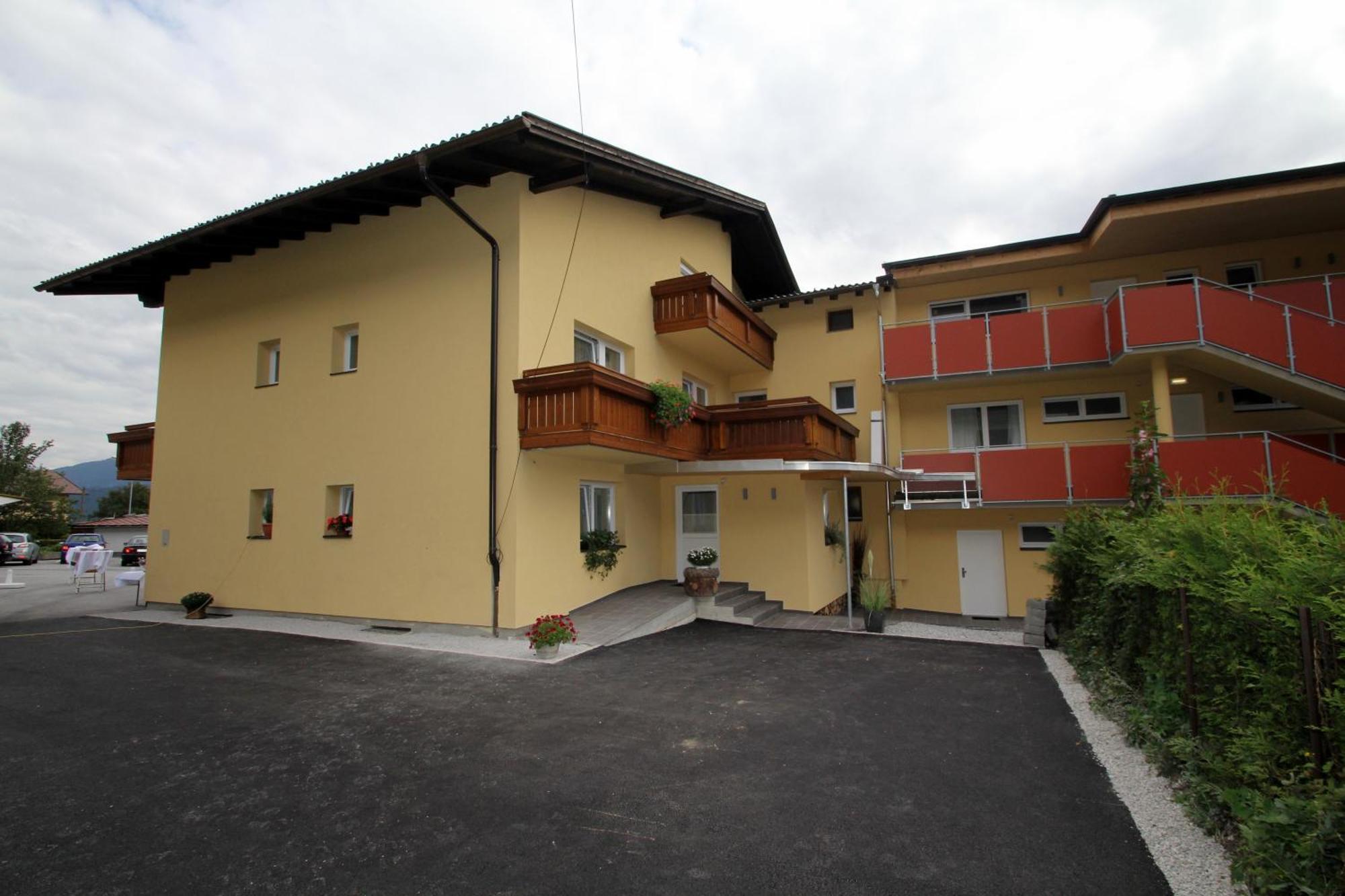 Cafe-Pension Margret Zirl Exterior photo